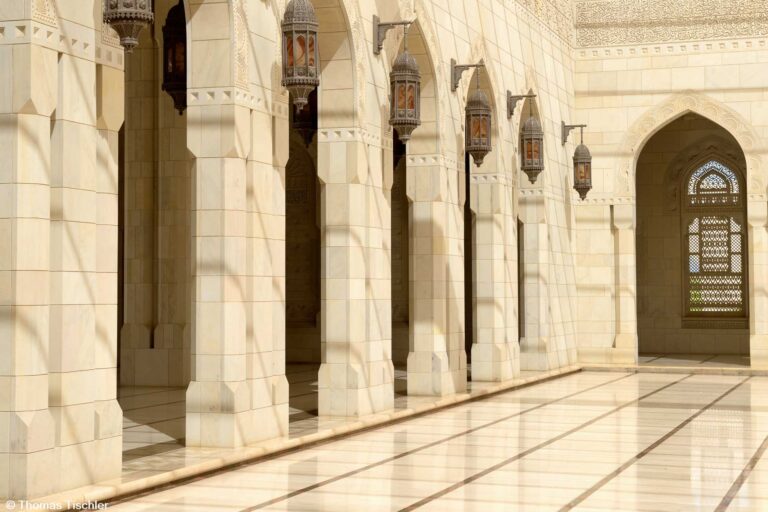Grosse Moschee im Oman Tischler Reisen-2